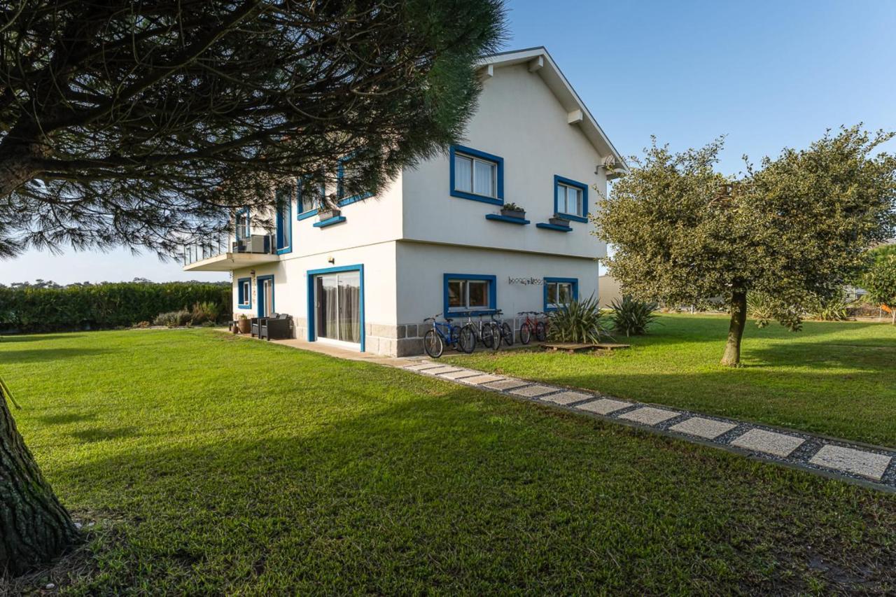 Beachfront Villa In Εσποσέντε Εξωτερικό φωτογραφία