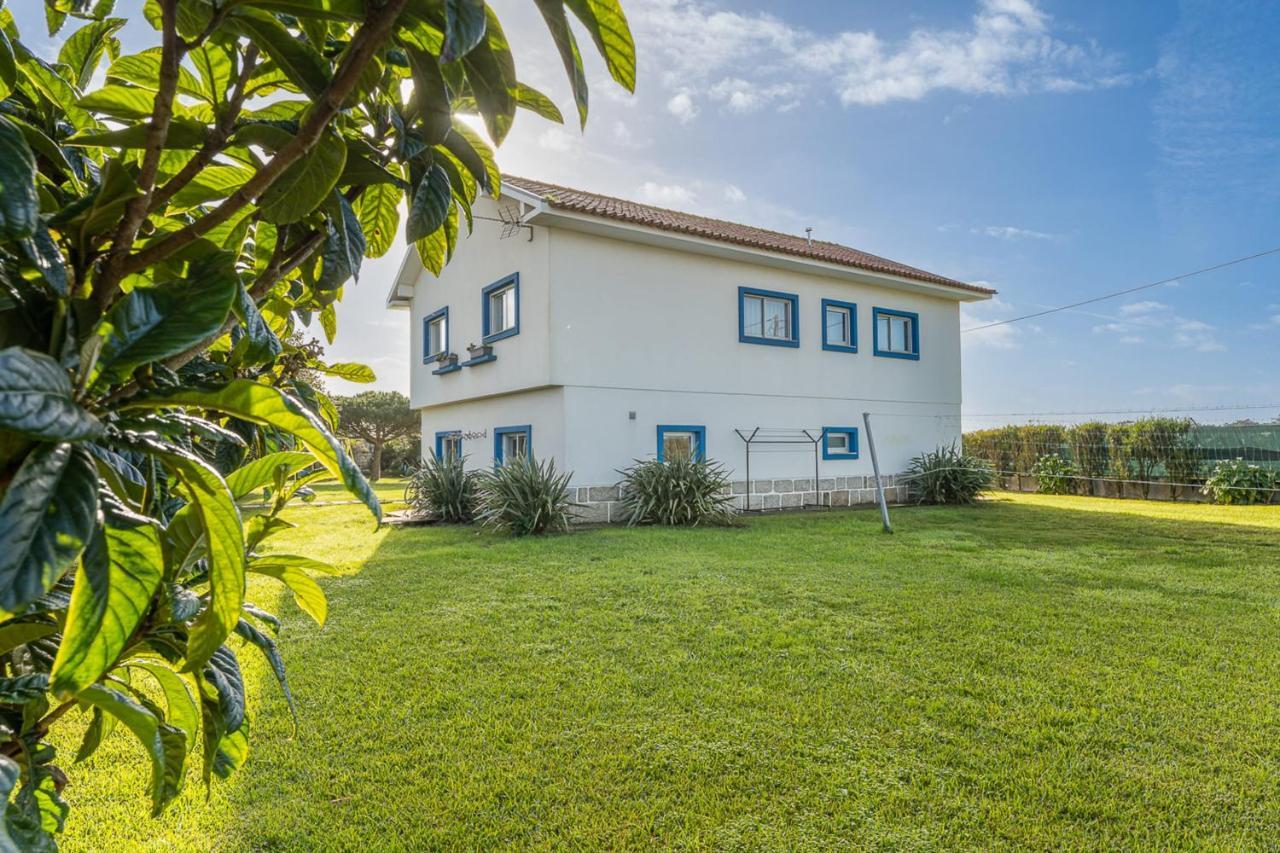 Beachfront Villa In Εσποσέντε Εξωτερικό φωτογραφία